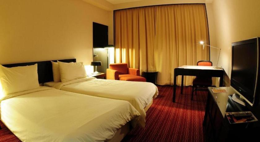 Tanahmas The Sibu Hotel Exterior photo